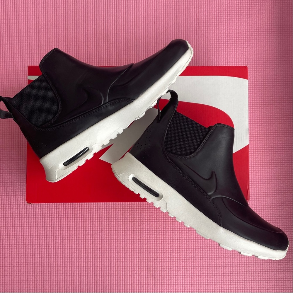 NEW IN BOX Nike Air Max Thea Boot Women 6.5